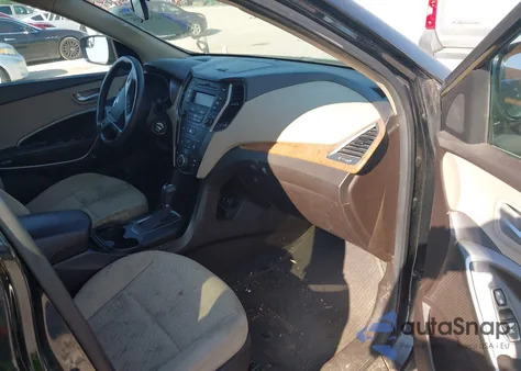 2016 Hyundai Santa Fe Sport 2.4L z USA, uszkodzony, nr VIN 5XYZT3LB6GG359550